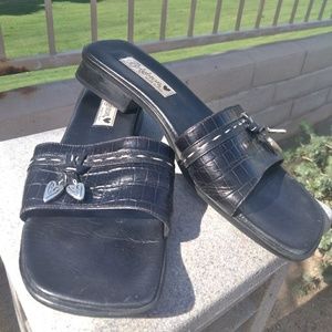 🚺Brighton black slip-on sandals